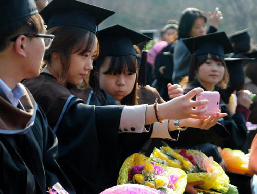 Lễ tốt nghiệp của nghiên cứu sinh Việt tại Ulsan, Hàn Quốc 10