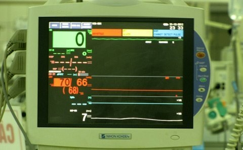 C&ocirc; g&aacute;i tho&aacute;t chết hy hữu sau 12 giờ tim ngừng đập 1
