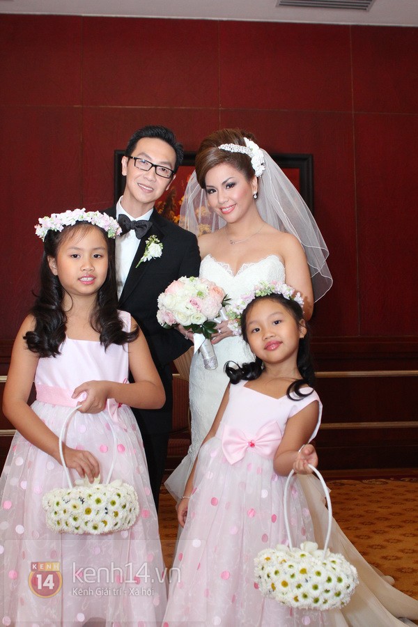 Minh Tuyết rạng rỡ trong đám cưới tại Việt Nam 1