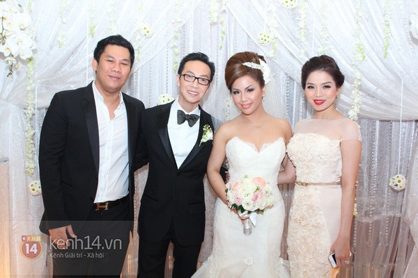 Minh Tuyết rạng rỡ trong đám cưới tại Việt Nam 12