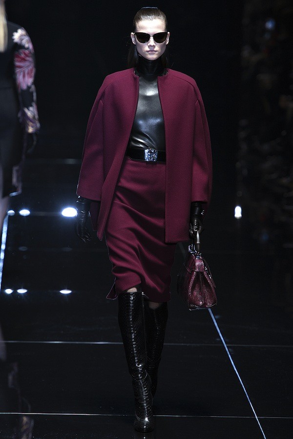 Prada, Gucci, Versace "ra quân" ấn tượng tại MFW 13