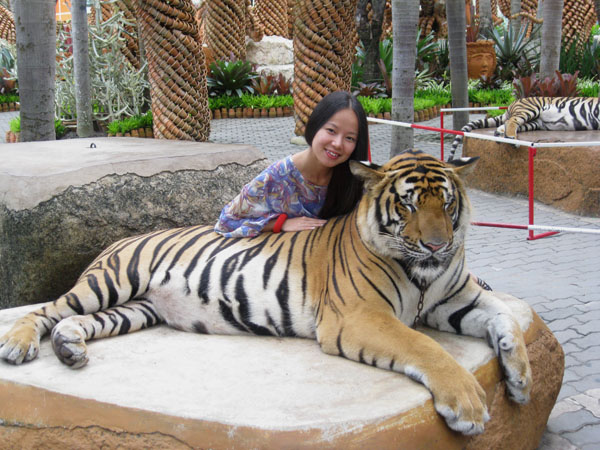Diễm Quy&ecirc;n nghẹn ng&agrave;o khi kh&aacute;n giả 
