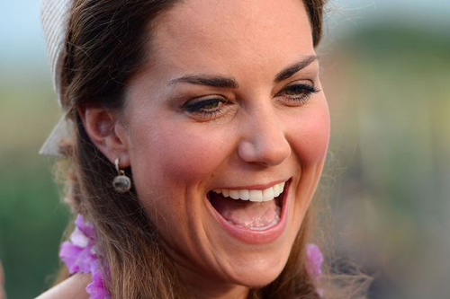 Kate Middleton chỉ được hở 8,6 chiếc răng mỗi khi cười 2