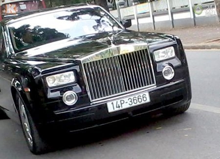 Đội Rolls Royce biển "quý tộc" đất Quảng Ninh 6