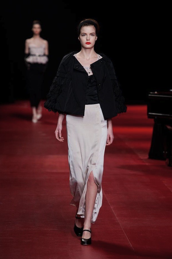 Thanh nhã, ngọt ngào với Dior, Lanvin tại Paris Fashion Week 44
