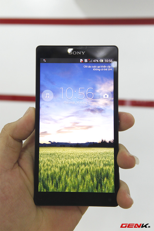 Cận cảnh Sony Xperia ZL, so sánh với Xperia Z 3