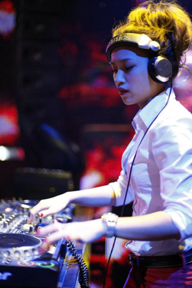 Trải lòng của nữ DJ gợi cảm nhất Hà Thành 2