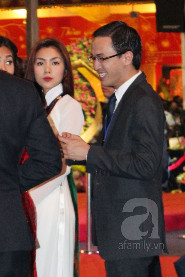 Vợ chồng Hà Tăng cùng dự lễ khai mạc đường hoa 3