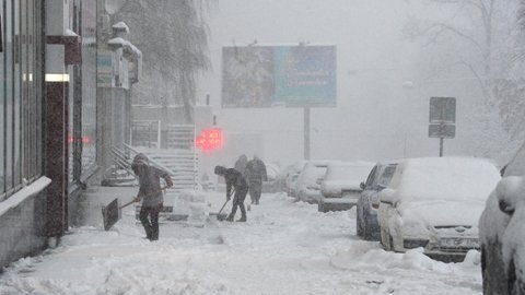 Moscow chìm trong mùa tuyết dữ dội nhất thế kỷ 4