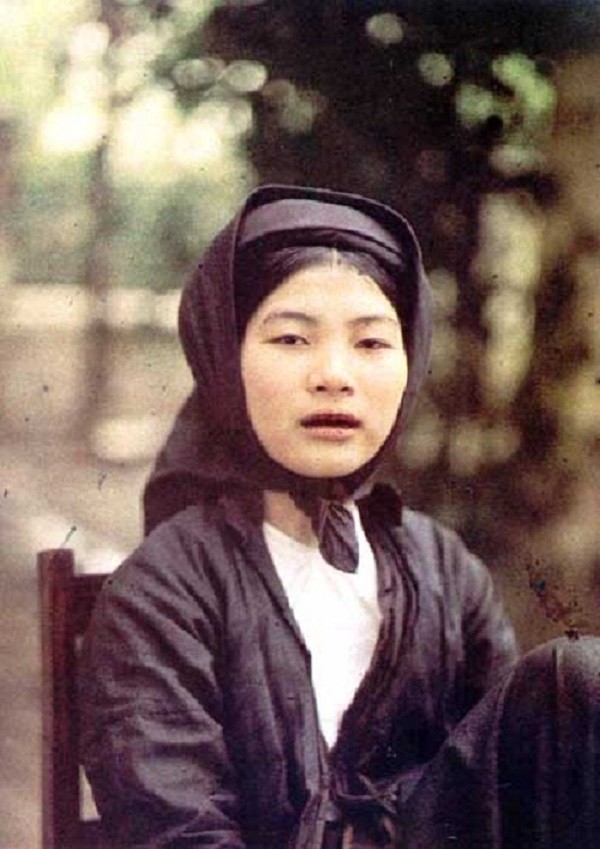 Vẻ đẹp phụ nữ Việt những năm đầu thế kỷ 20 11