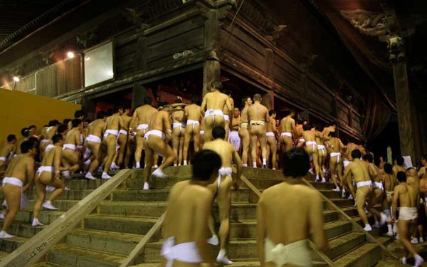 Cận cảnh lễ hội "khỏa thân" ở Nhật Bản 11