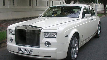 Dàn Rolls-Royce Phantom biển tứ quý của các đại gia tại Việt Nam 5