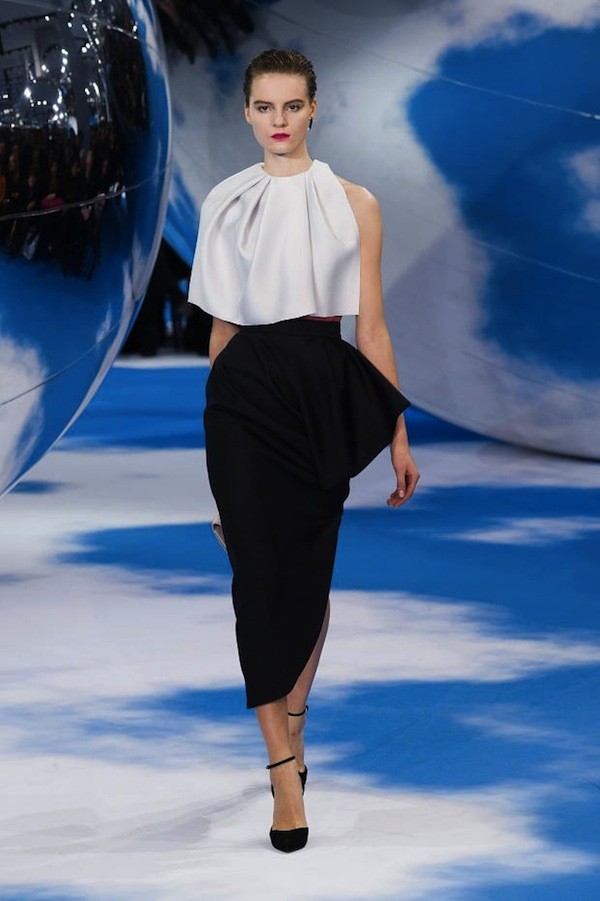 Thanh nhã, ngọt ngào với Dior, Lanvin tại Paris Fashion Week 12