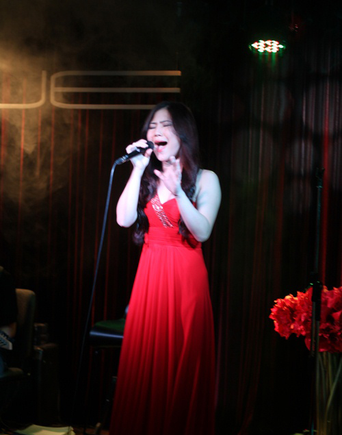 Nh&igrave;n lại 