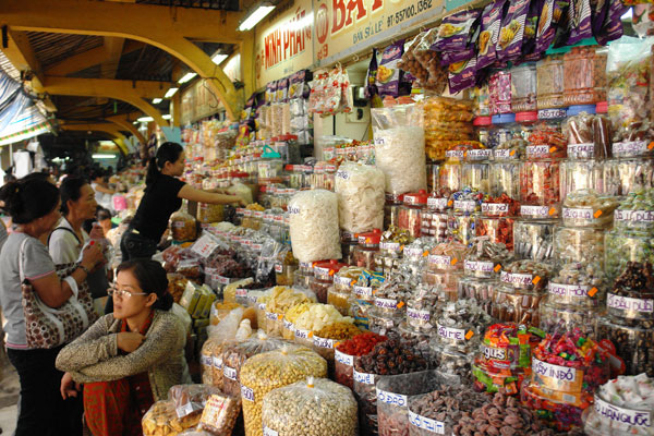 Thị trường bánh kẹo, mứt Tết: Hàng nội chiếm ưu thế 3