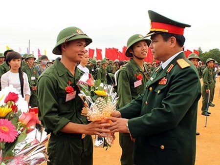 Học sinh băn khoăn với quy định nhập ngũ mới 1 Học sinh băn khoăn với quy định nhập ngũ mới 1