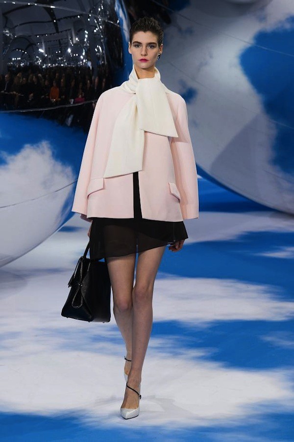 Thanh nhã, ngọt ngào với Dior, Lanvin tại Paris Fashion Week 13