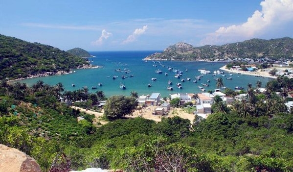 Vinh Hy Bay (Ninh Thuan)