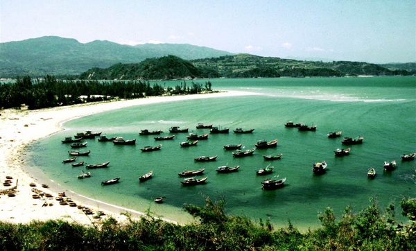 Xuan Dai Bay (Phu Yen)