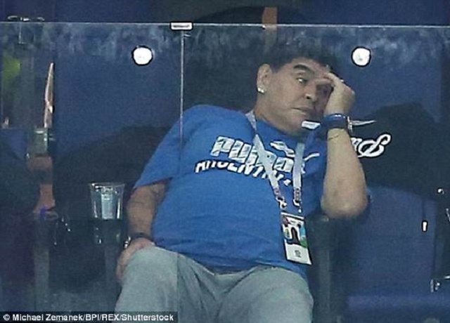 4d816ff9000005780capturingthedisappointmentofhisnationwasmaradonawhohadm361529625251400141258233f278df86bbcp.jpg